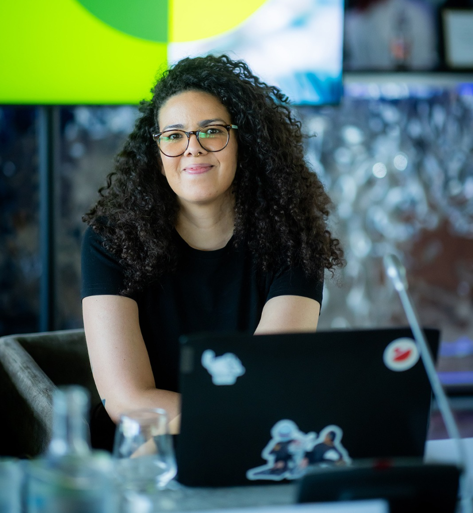 Nadhine França